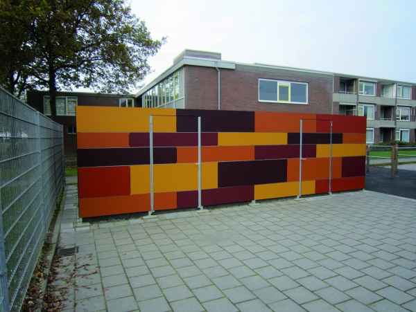 Kleurrijke en robuuste berging in 's Gravendeel