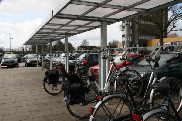 Falco fietsparkeervoorzieningen voor gezondheidspark de Eik