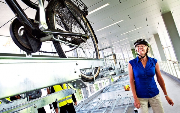 FalcoLevel uniek fietsparkeersysteem in Stockholm