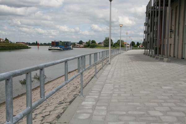 geleidehek geleidebuis afzethek afzetelement verkeersvoorziening 