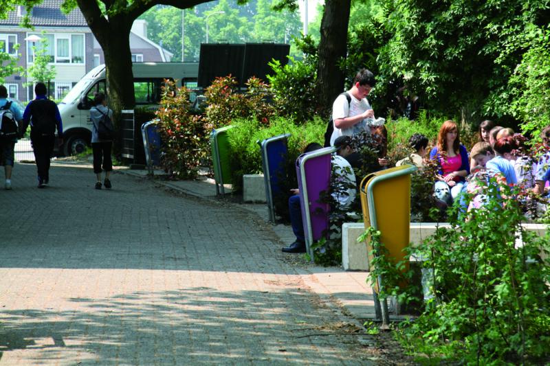 Falco afvalbakken voor schoolplein Wellant College