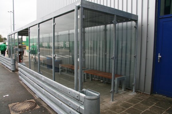 Rookruimte nodig voor buiten? Falco rokersoverkappingen!