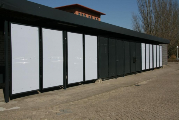 46696 straatmeubilair overkapping rokersruimte rokersoverkapping parkbank zitbank asbak