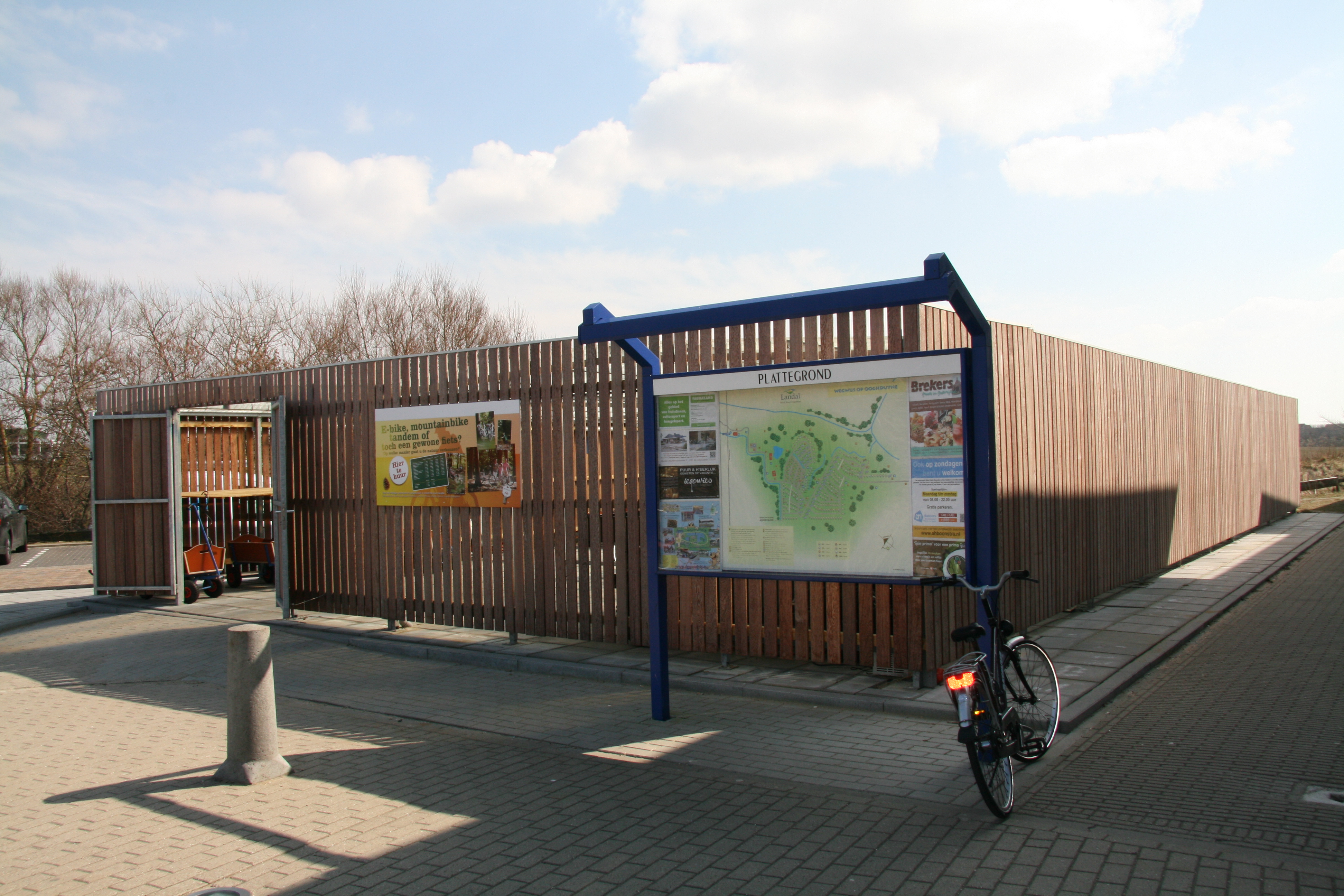 fietsparkeren fietsoverkapping overkapping fietsenstalling fietsenrek Landal 