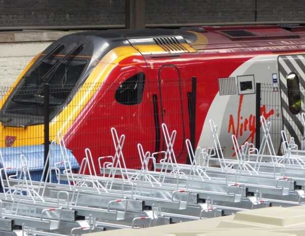 Falco fietsparkeervoorzieningen populair bij Engelse stations