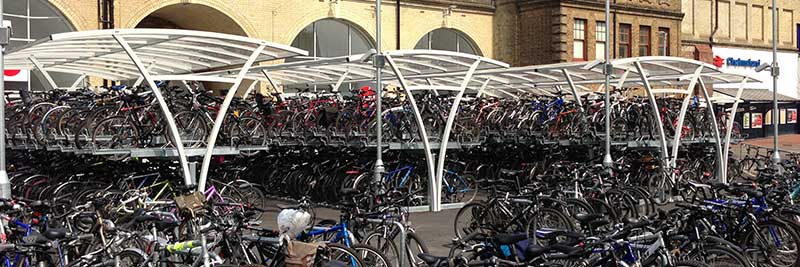 Falco fietsparkeervoorzieningen populair bij Engelse stations
