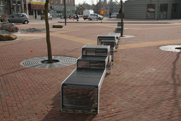 Neede centrumplan ingericht met FalcoLinea straatmeubilair!