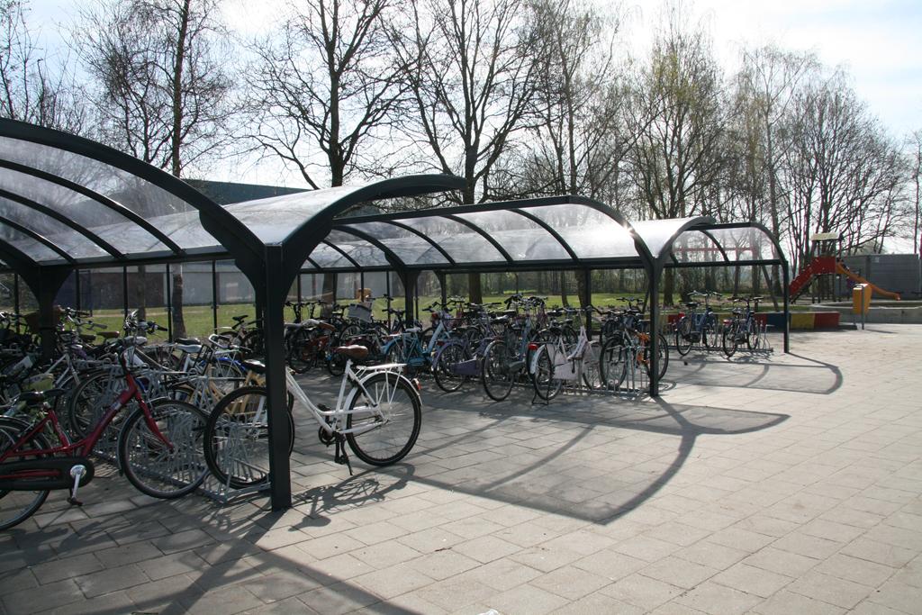 Fietsoverkappingen FalcoGamma voor MFA  't Aambeeld