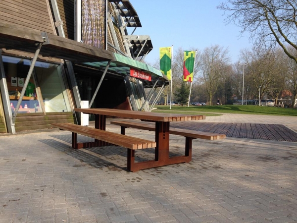 Falco verzorgt de huisstijl van Amsterdamse Bos