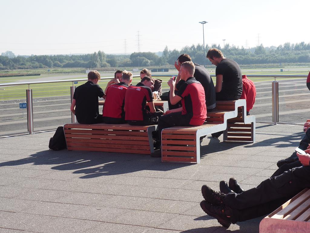 Pauzeren op hoog niveau met FalcoLinea straatmeubilair