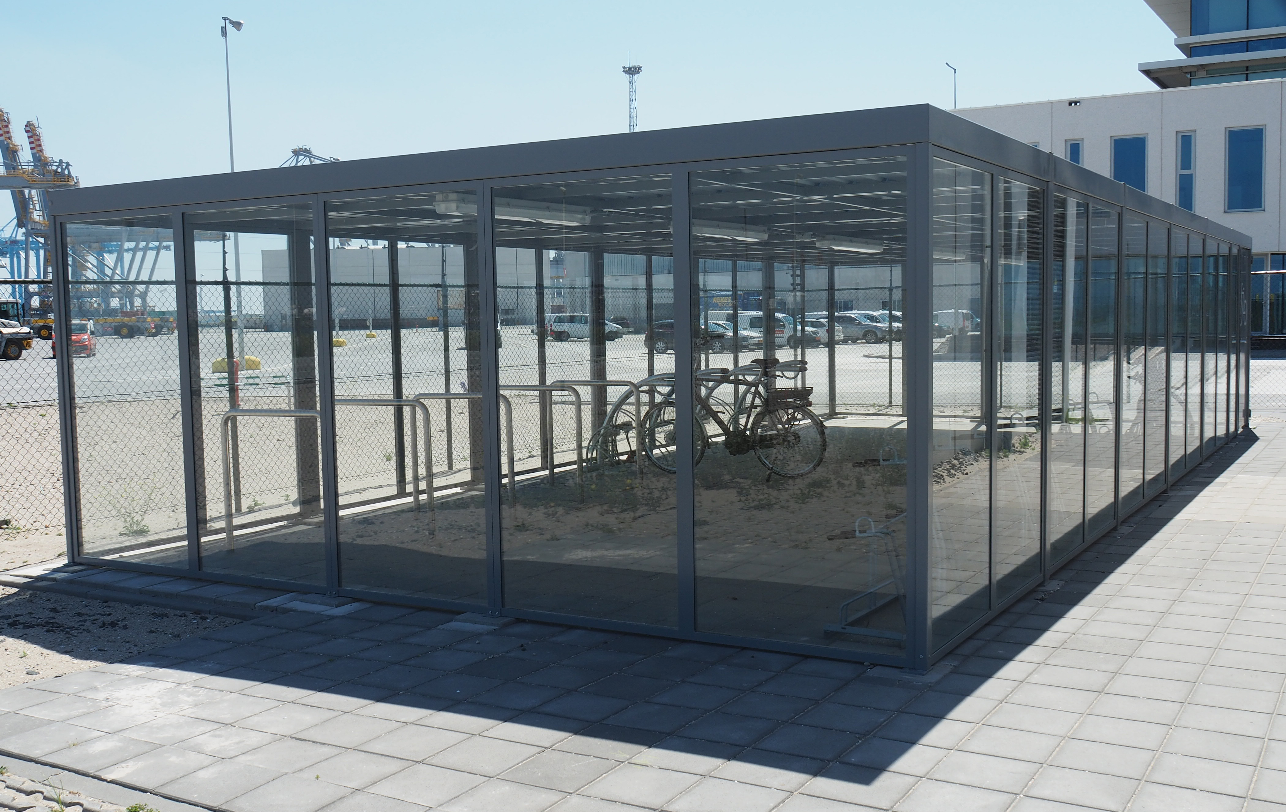 Fietsenberging met fietsparkeren op maat