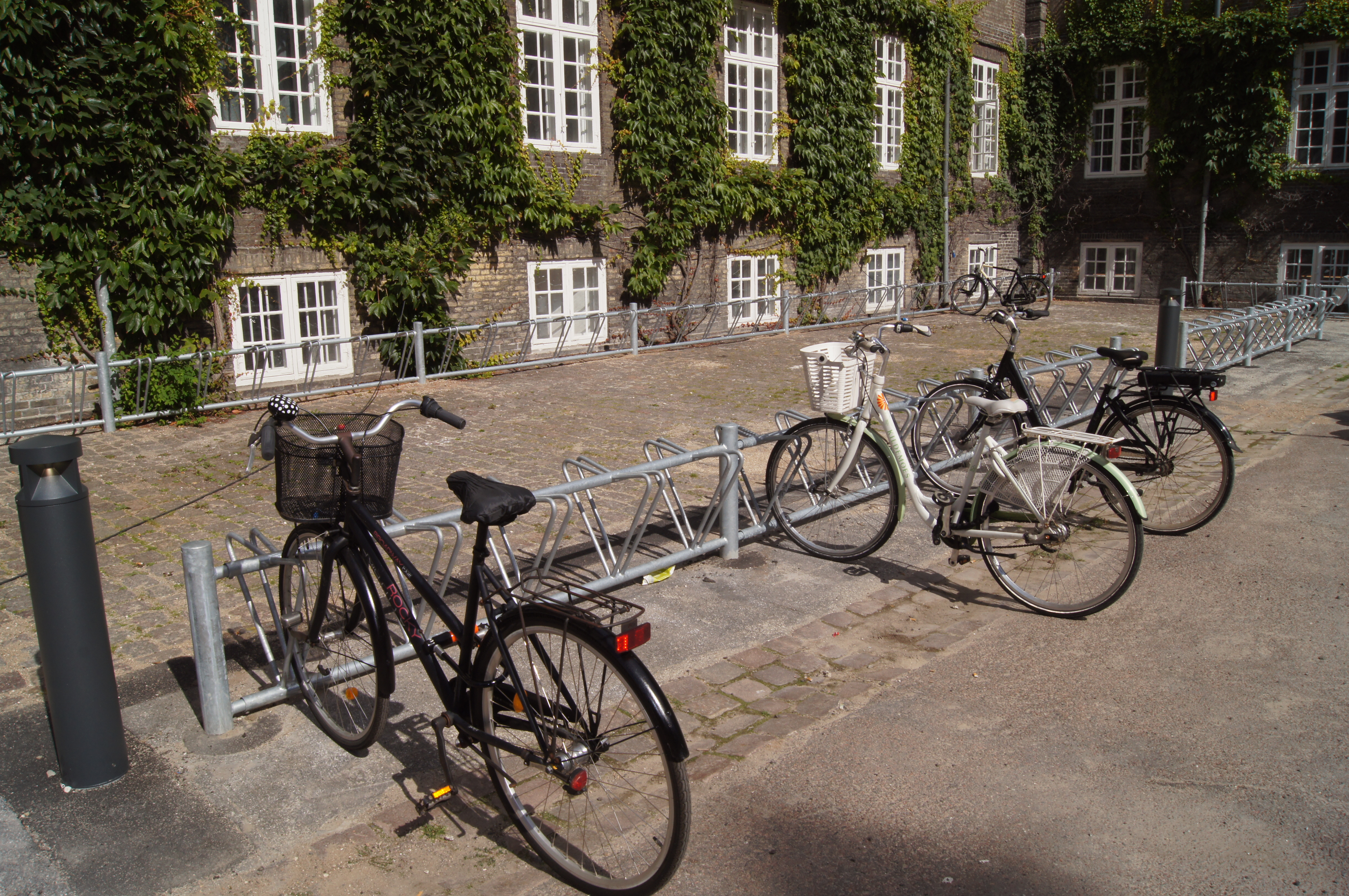 Fietsparkeervoorzieningen voor Deense universiteit