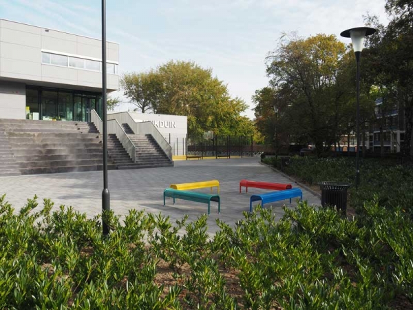 87150_straatmeubilair_bank_schoolpleininrichting_FalcoPerfo