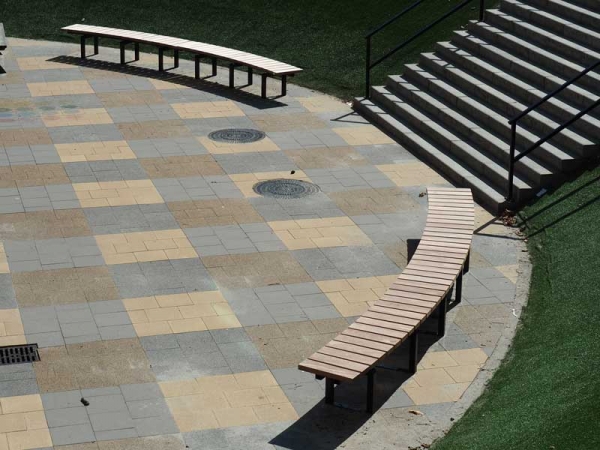 86822_FalcoSinus_bank_straatmeubilair_amiftheater_school