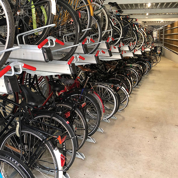 89185 fietsparkeren etagerekken fietsenkelder