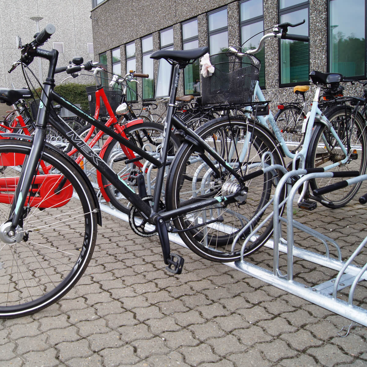 93070_fietsparkeren_fietsenrek_parkeervoorzieningscooter