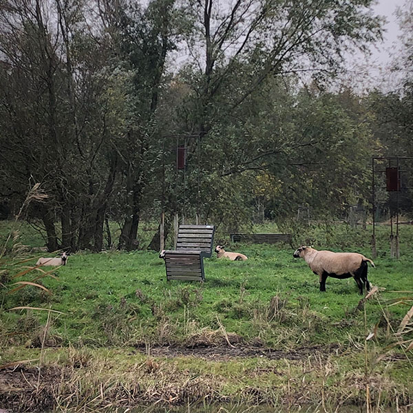 100180 straatmeubilair buitenbank stoel