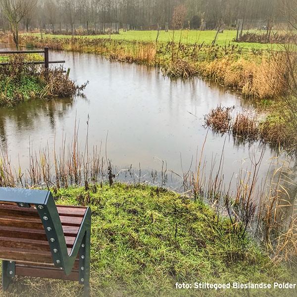 100180 straatmeubilair buitenbank stoel