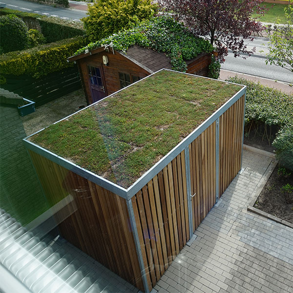 Berging met groendak voor Woningstichting