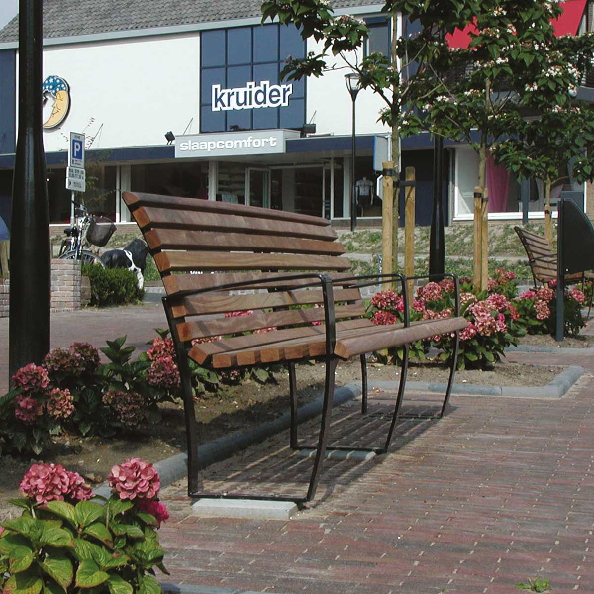 straatmeubilair zitbank buitenbank Middelharnis