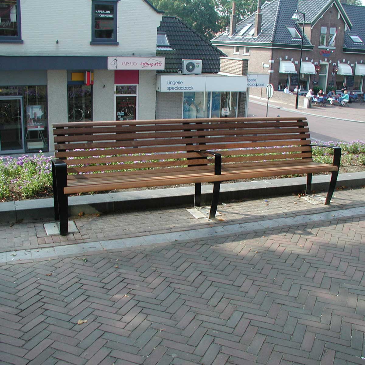 straatmeubilair zitbank buitenbank Middelharnis