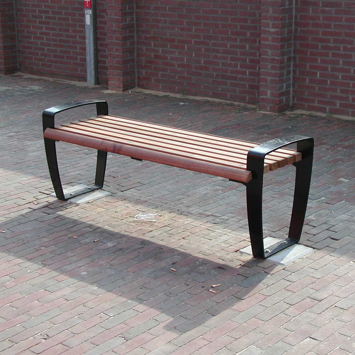 straatmeubilair zitbank buitenbank Middelharnis