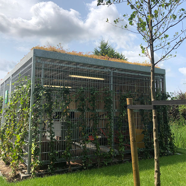 124111 124108 fietsparkeren fietsoverkapping fietsenrek straatmeubilair afvalbak plantenbak  buitenbank