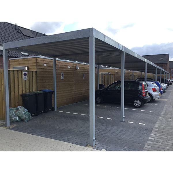 Carports in woonwijk