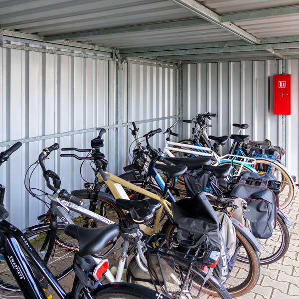 bedrijvenpark kennispark fietsparkeren fietsoverkapping straatmeubilair