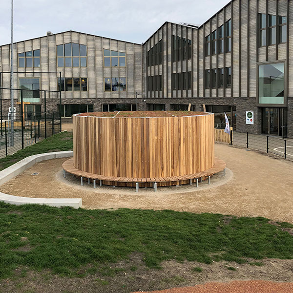 116574 ronde overkapping buitenberging buitenbank straatmeubilair