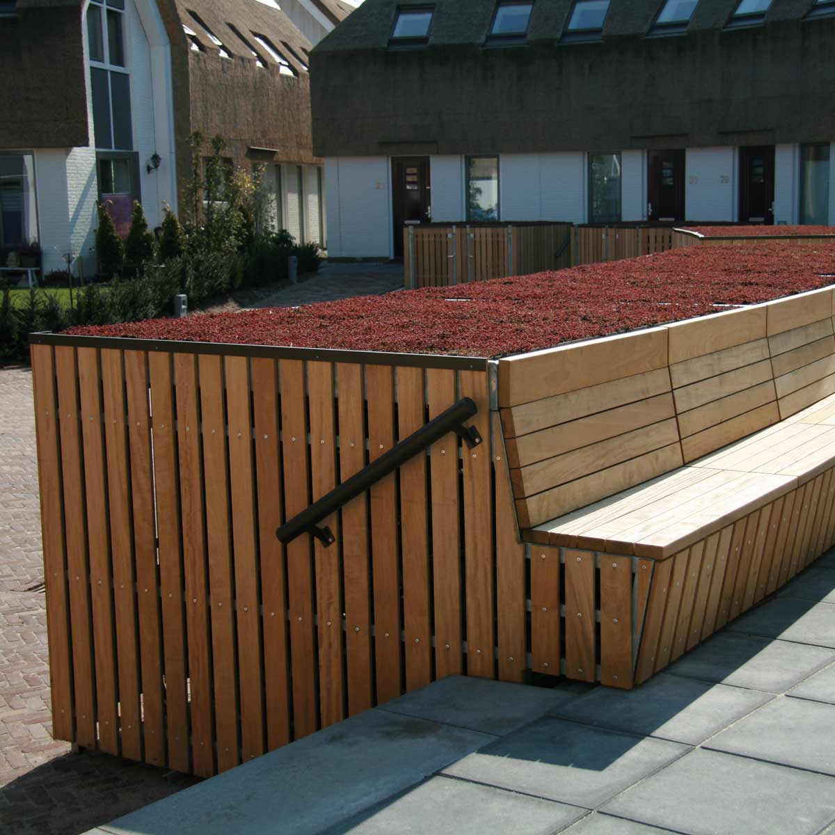straatmeubilair buitenbank zitbank fietskluis sedum Tabakspaade Laren