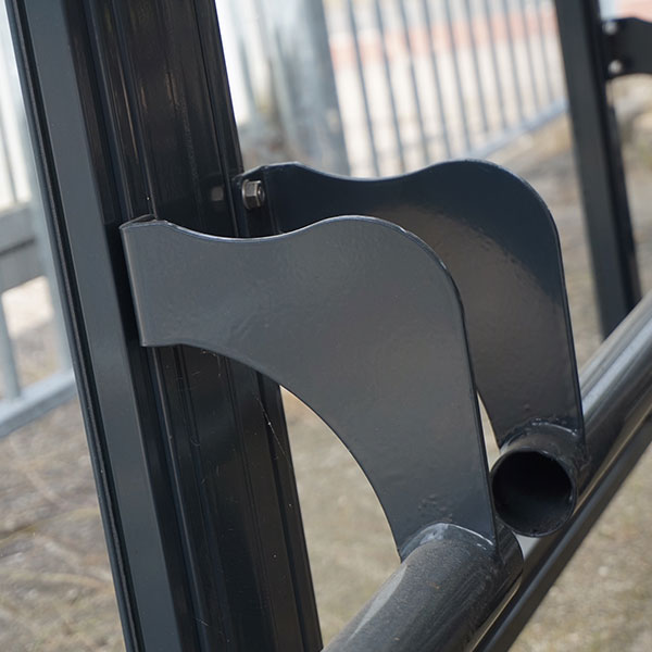 overkapping scooter aanbindvoorziening fietsenrek