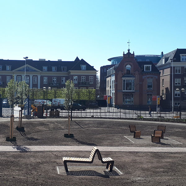 Falco straatmeubilair in stadstuin centrum Almelo