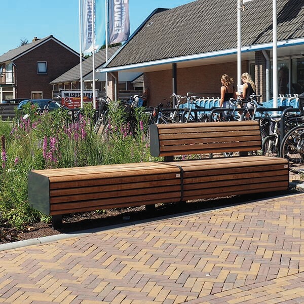 93551_straatmeubilair_fietsparkeren_banken_fietsaanleunbeugels