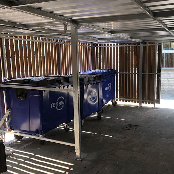 115820 fietsoverkapping berging voor container buitenbanken