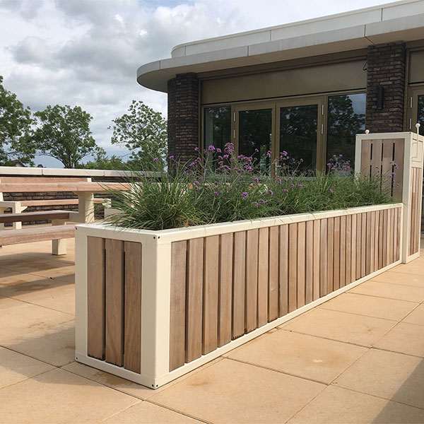 124111 124108 fietsparkeren fietsoverkapping fietsenrek straatmeubilair afvalbak plantenbak  buitenbank