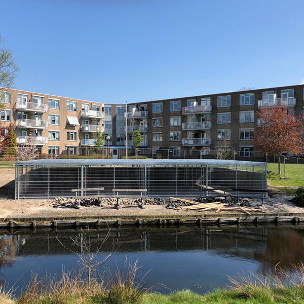 Fietsoverkappingen voor verschillende locaties wooncomplexen