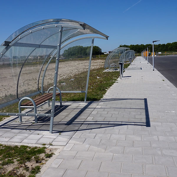 95491 straatmeubilair overkappingen schiphol zitbank afvalbak rookpaal