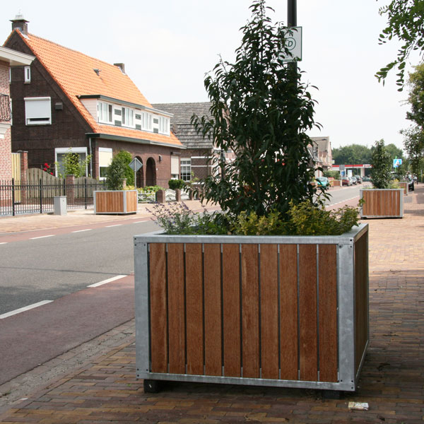straatmeubilair plantenbak bloembak FalcoBloc centrum Nieuwbergen