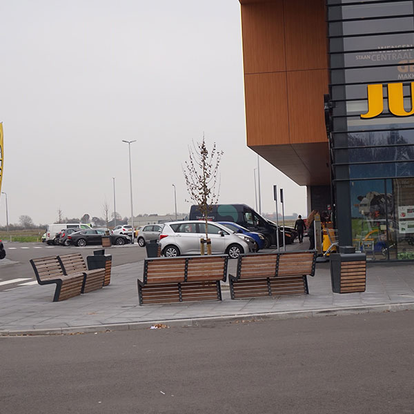 91805 straatmeubilair zitbanken afvalbak boombeschermer lantaarnpaalbeschermer