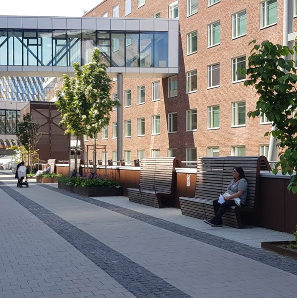 zitbank-hoge-rugleuning--straatmeubilair=FalcoLinea1