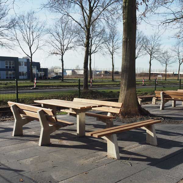 buitenbank zitbank straatmeubilair parkbank FalcoPark