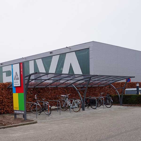 fietsparkeren fietsoverkapping fietsaanleunbeugel transparant